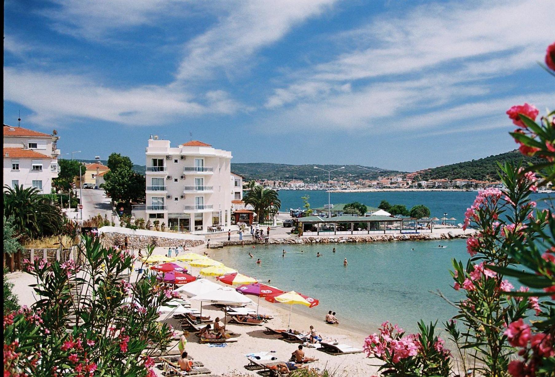 Pasifik Hotel Çeşme Eksteriør billede