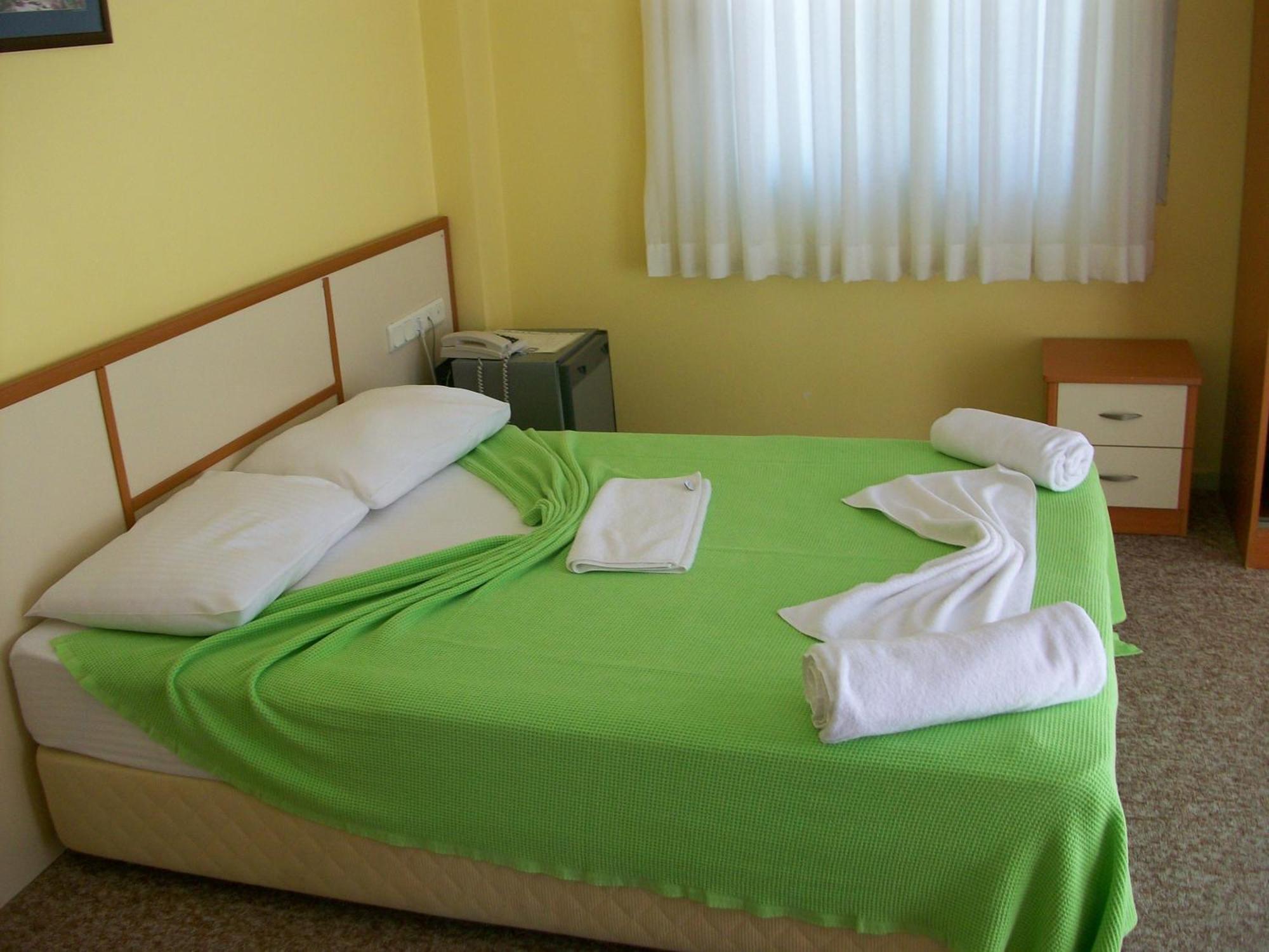 Pasifik Hotel Çeşme Eksteriør billede